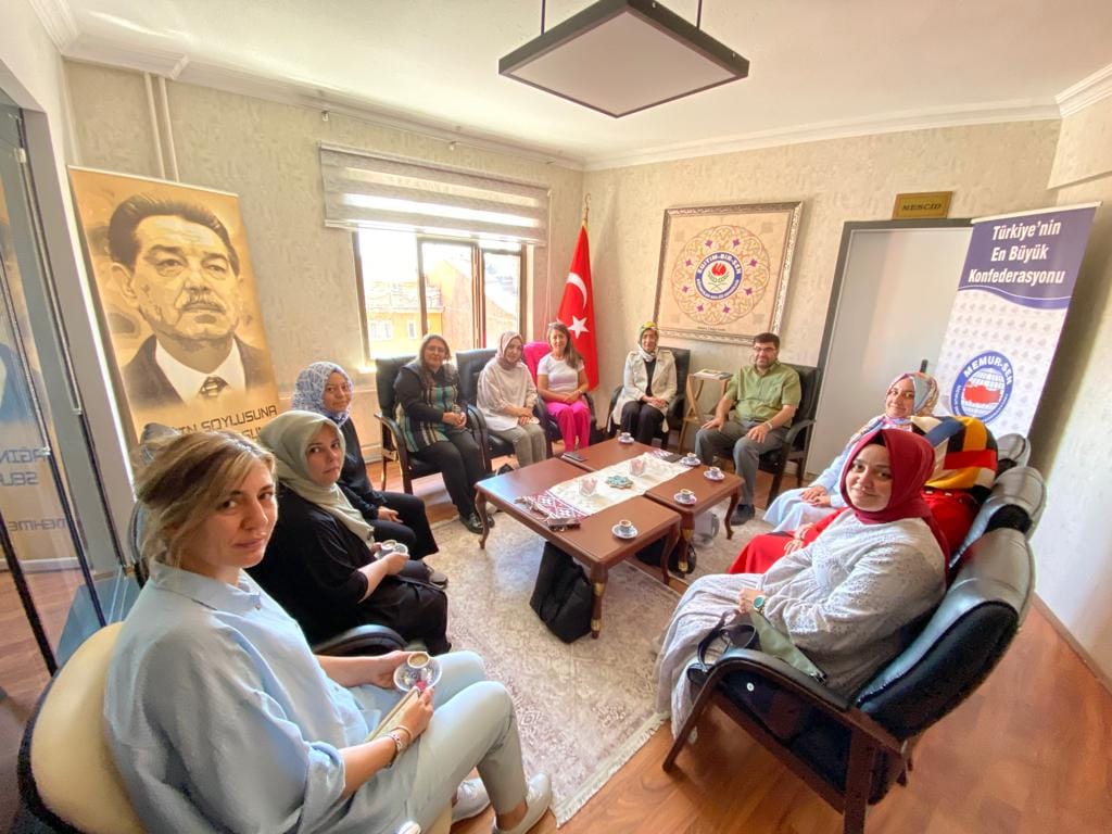 Ak Parti Konya Milletvekili Gülay Arıcıgil Samancı ziyaret etti.